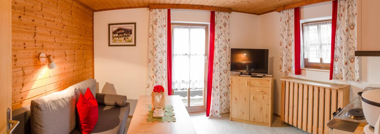 Brotzeitalm Apartment Пфарверфен Екстериор снимка
